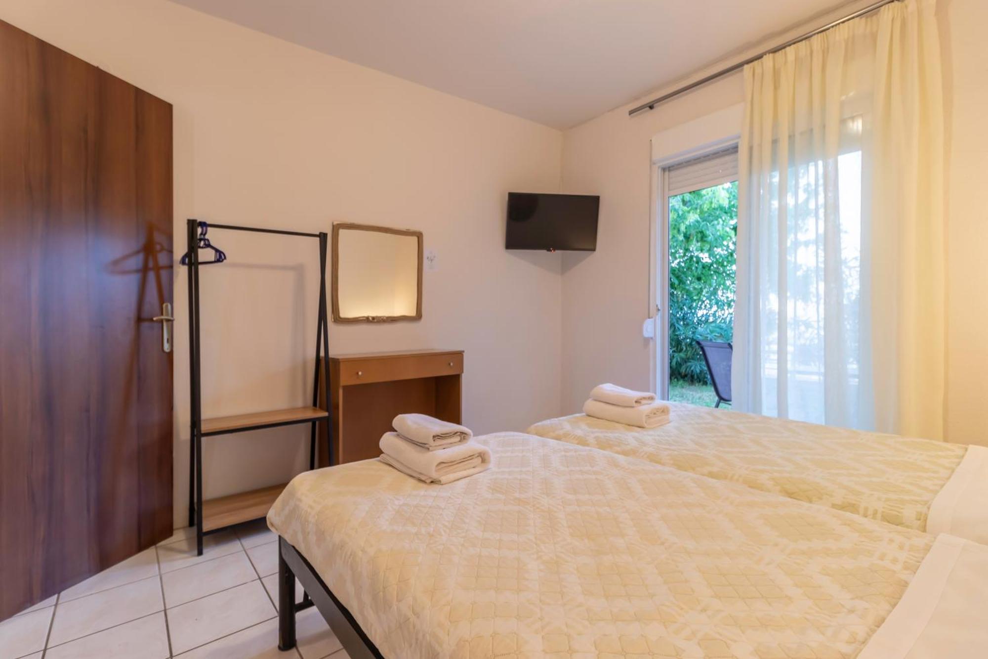 Properstay 107 - Villa Sea View Polychrono Полихроно Екстериор снимка